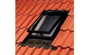 Окно-люк для неотапливаемых помещений VELUX VLT 1000, 450*550 мм